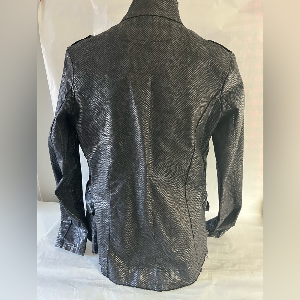 Black Military-Style Women's Blazer Jacket - Picture 4 of 16